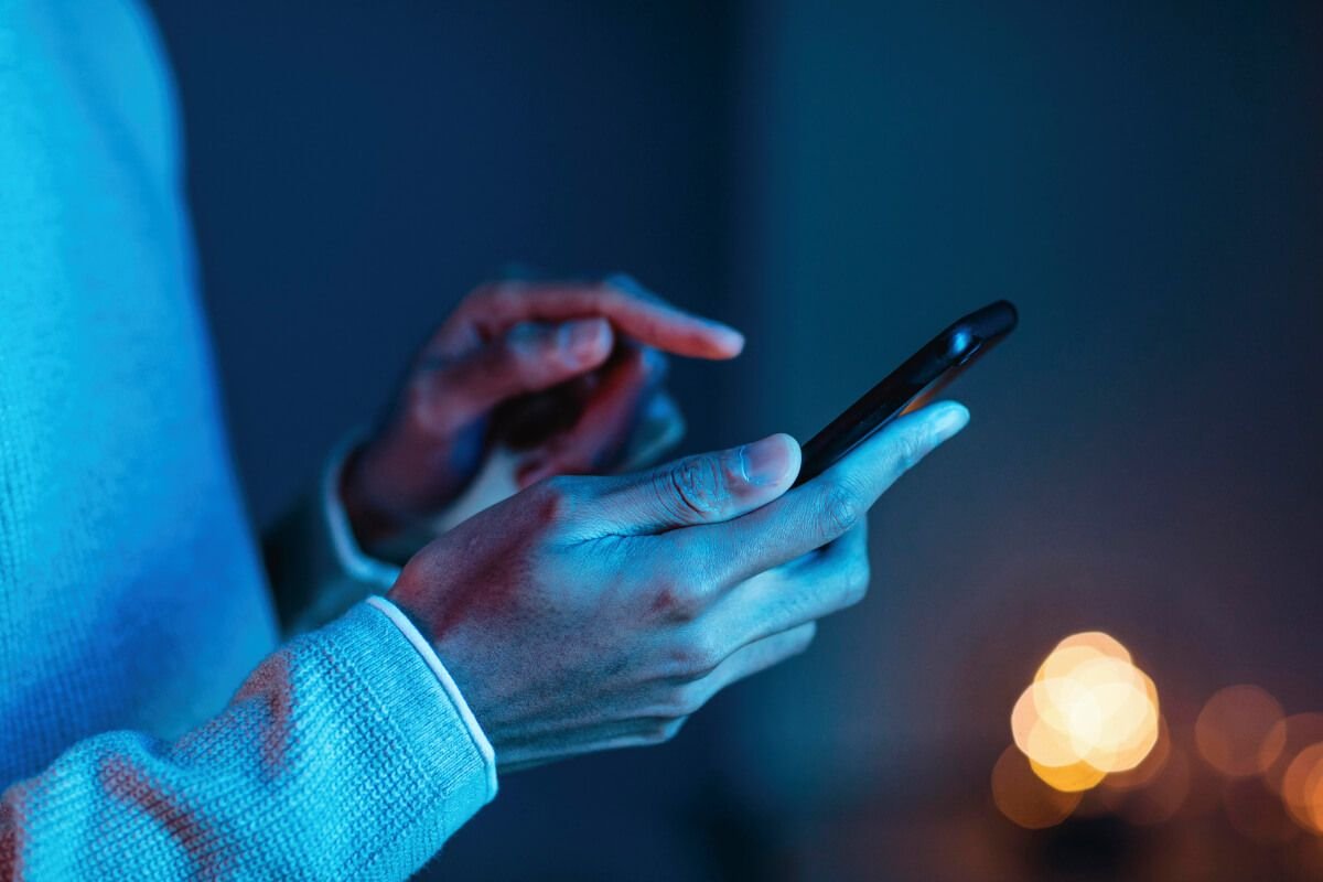 Guia completo para comprar celulares seminovos com segurança